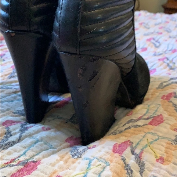 Steve Madden booties - Picture 5 of 5